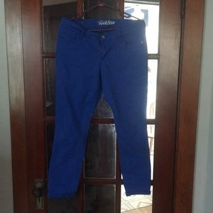 Blue skinny jeans